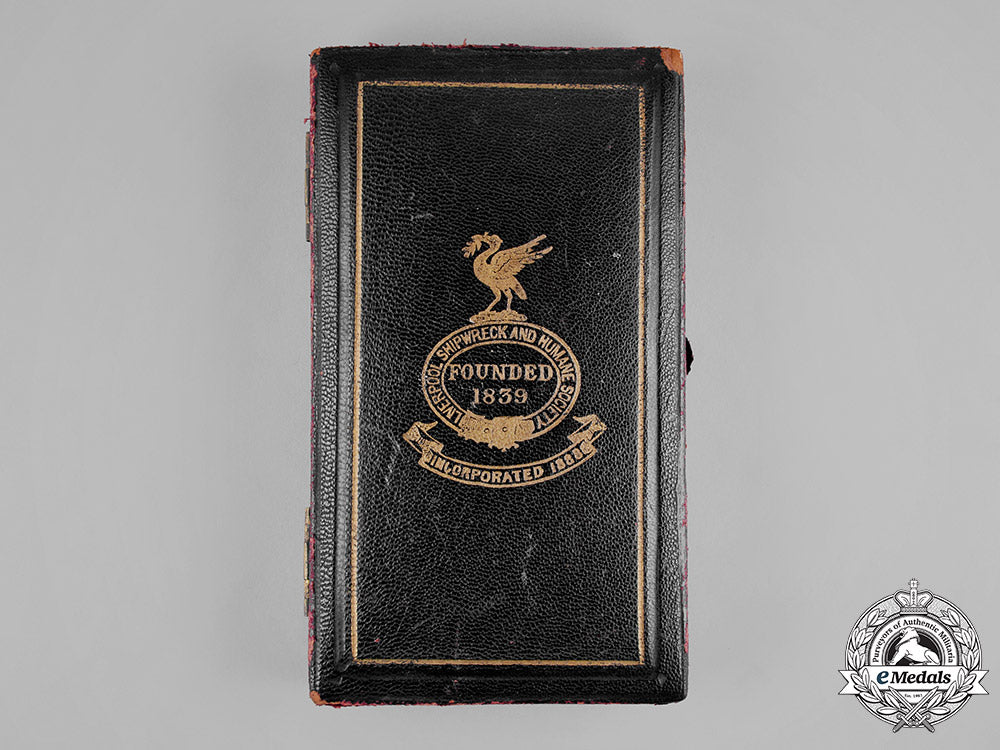united_kingdom._a_liverpool_shipwreck_and_humane_society_marine_medal,_type_iii_case_m19_0595_1