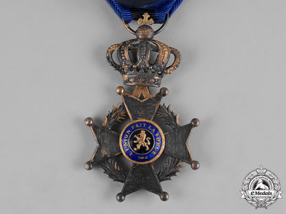 belgium,_kingdom._two_orders_of_leopold_ii,_iv_class_officer_and_v_class_knight_m19_0696