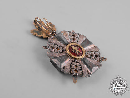 baden,_duchy._an_order_of_the_zähringer_lion,_ii_class_knight,_with_oak_leaves_and_swords,_c.1915_m19_0780_1_1