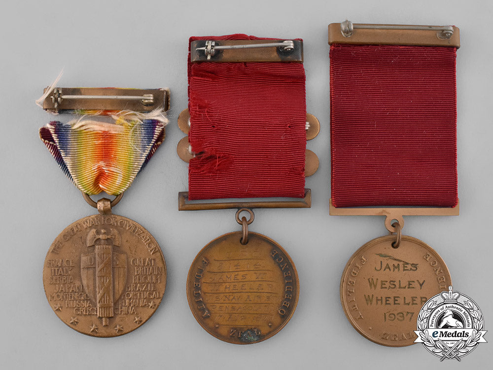 united_states._a_lot_of_first_and_second_world_war_medals_and_insignia_to_james_wesley_wheeler_m19_0859