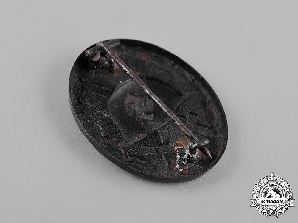 germany,_wehrmacht._a_wound_badge_in_black_m19_10095