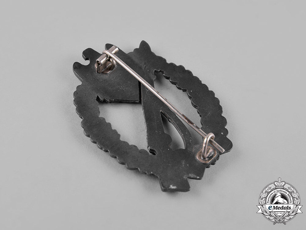 germany,_wehrmacht._an_infantry_assault_badge,_silver_grade_m19_10116