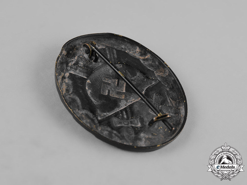 germany,_wehrmacht._a_wound_badge,_black_grade_m19_10160