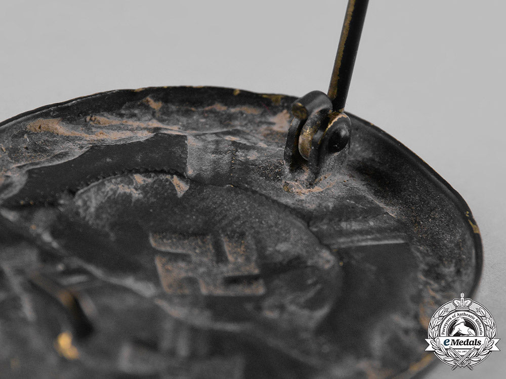 germany,_wehrmacht._a_wound_badge,_black_grade_m19_10162