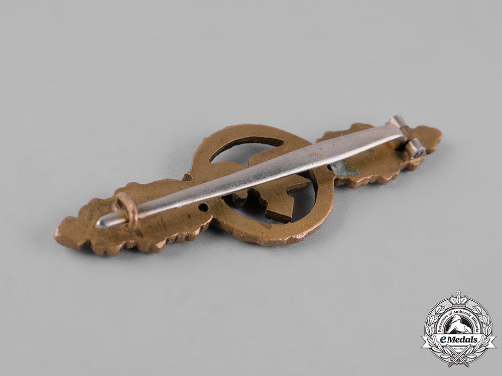 germany,_luftwaffe._a_front_flying_clasp_for_transport&_glider_pilots,_bronze_grade_m19_10220_1