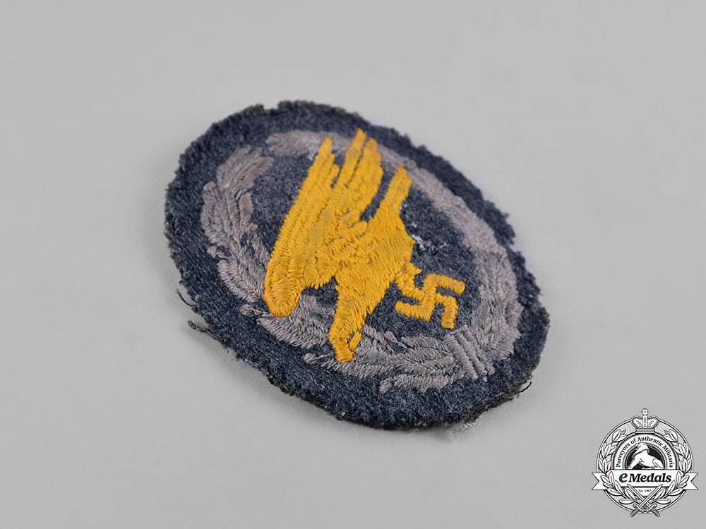 germany,_luftwaffe._a_fallschirmjäger_badge,_cloth_version_m19_10251