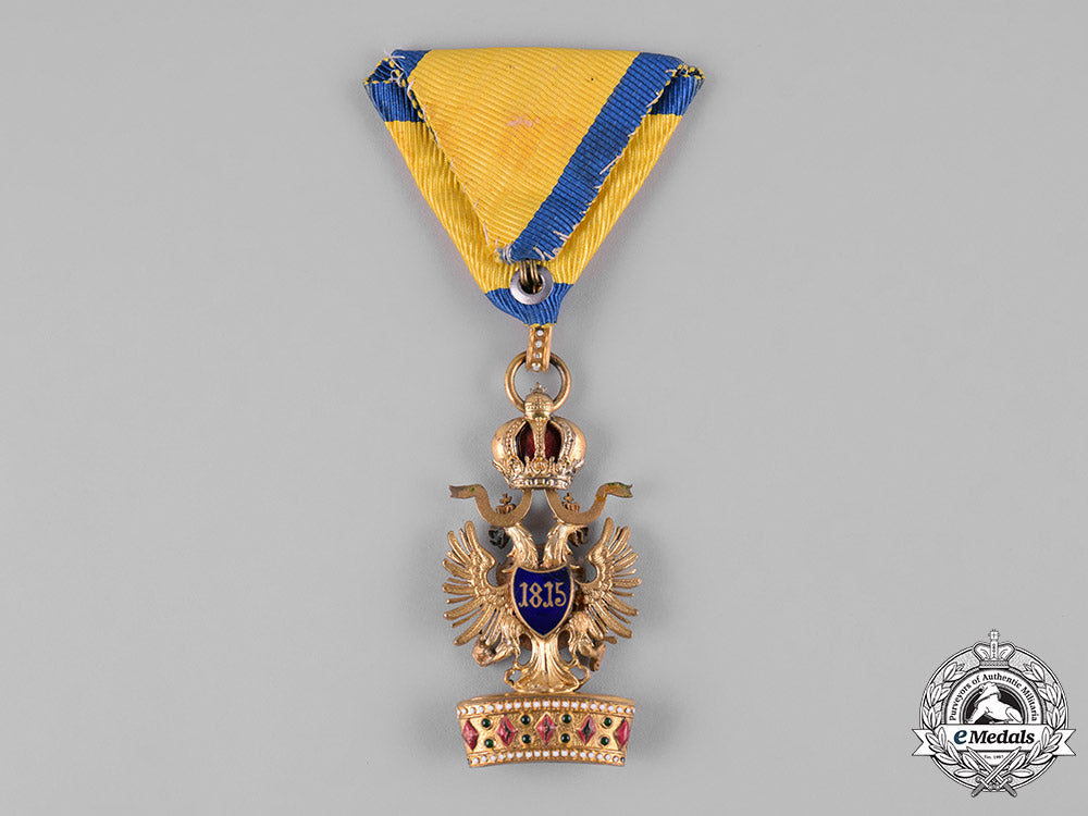austria,_imperial._an_order_of_the_iron_crown,_iii_class,_with_lower_grade_war_decoration(_rothe_copy)_m19_10321