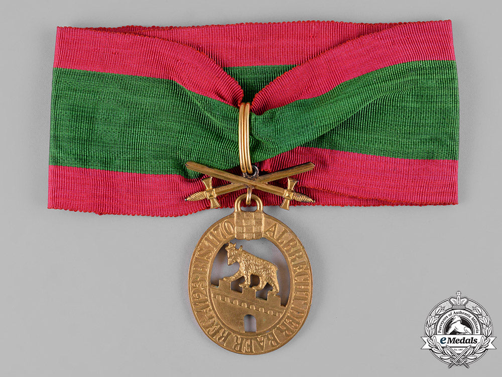 anhalt,_duchy._a_house_order_of_albert_the_bear,_commander_cross_with_swords(_collectors_copy)_m19_10329