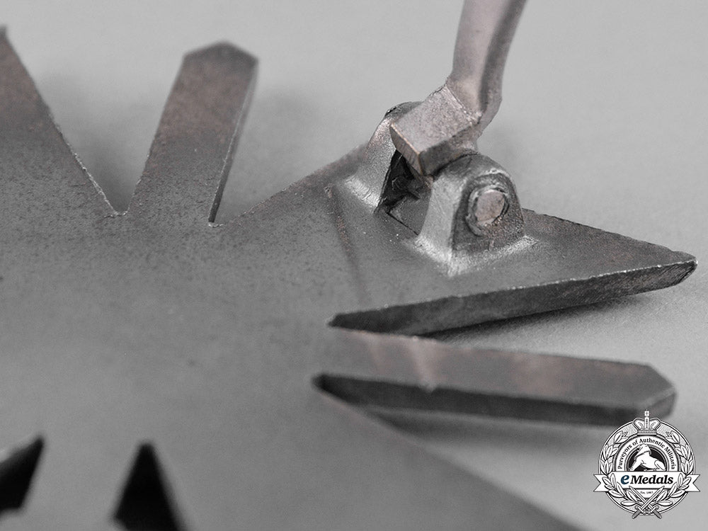 germany,_wehrmacht._a_war_merit_cross,_i_class_with_swords_m19_10713