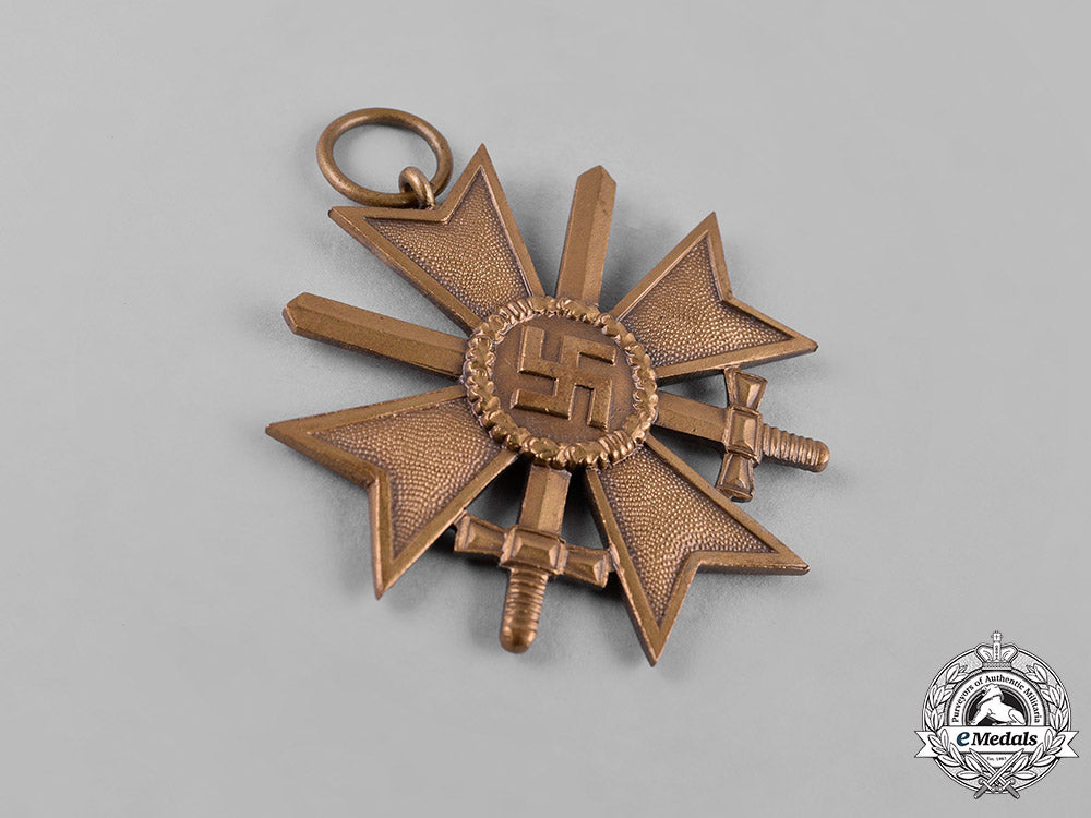 germany,_wehrmacht._a_war_merit_cross,_ii_class_with_swords,_by_grossmann&_co._m19_10746