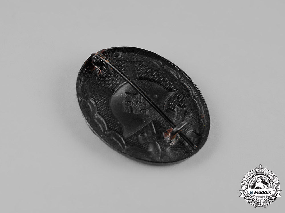 germany,_wehrmacht._a_wound_badge,_black_grade_m19_10877