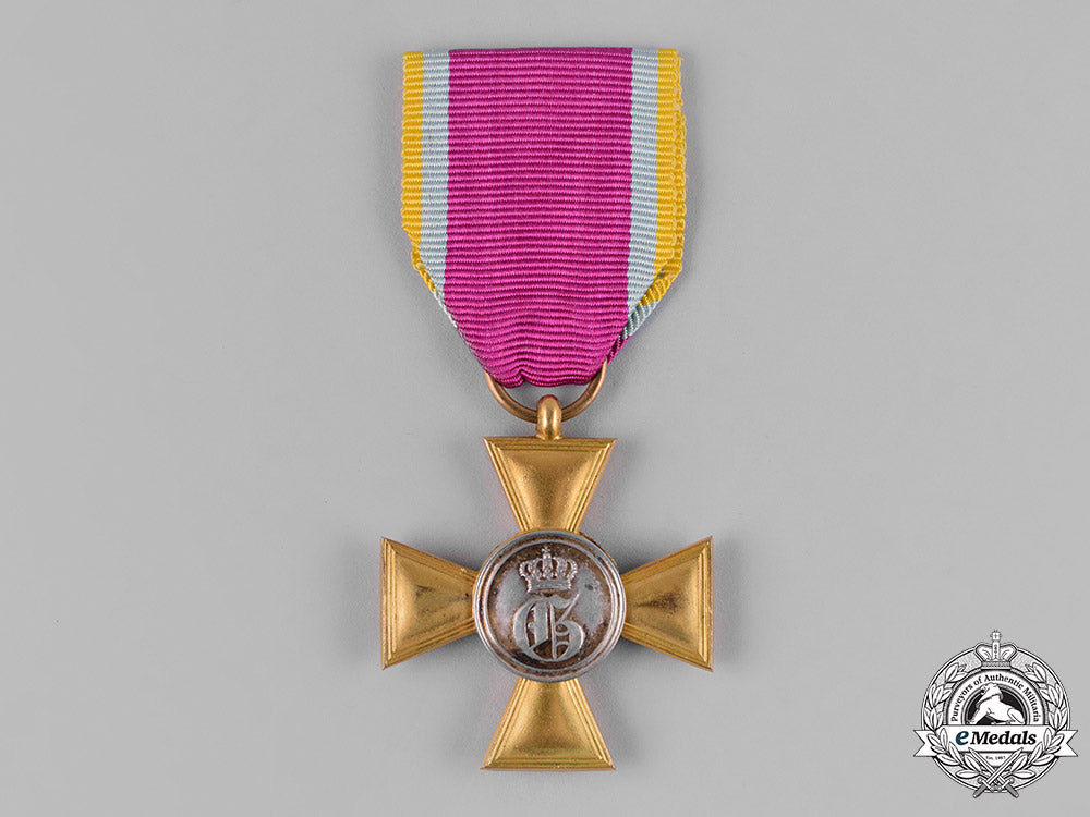 mecklenburg-_strelitz,_duchy._a_military_merit_cross_for12_years_of_service,_c.1860_m19_11247