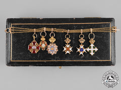 Russia, Imperial. A Fine Gold Miniature Chain Of Six Orders & Decorations