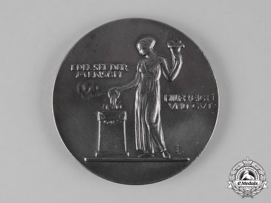 germany,_imperial._a1916_medal_for_berlin_war_relief_volunteers_by_constantin_starck_m19_11641_1