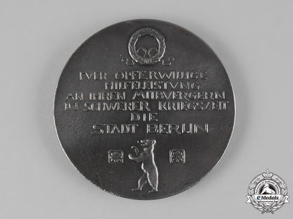 germany,_imperial._a1916_medal_for_berlin_war_relief_volunteers_by_constantin_starck_m19_11642_1