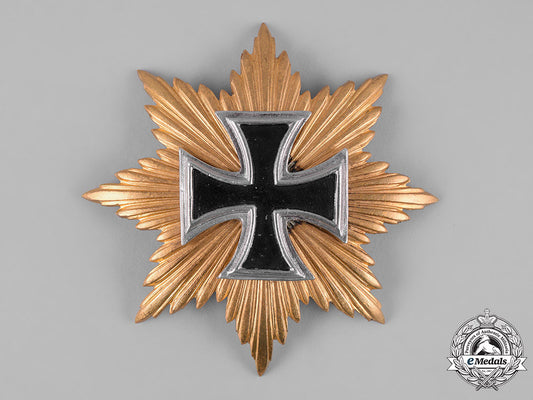 germany,_imperial._a_star_to_the_grand_cross_of_the_iron_cross,_museum_example_m19_11654
