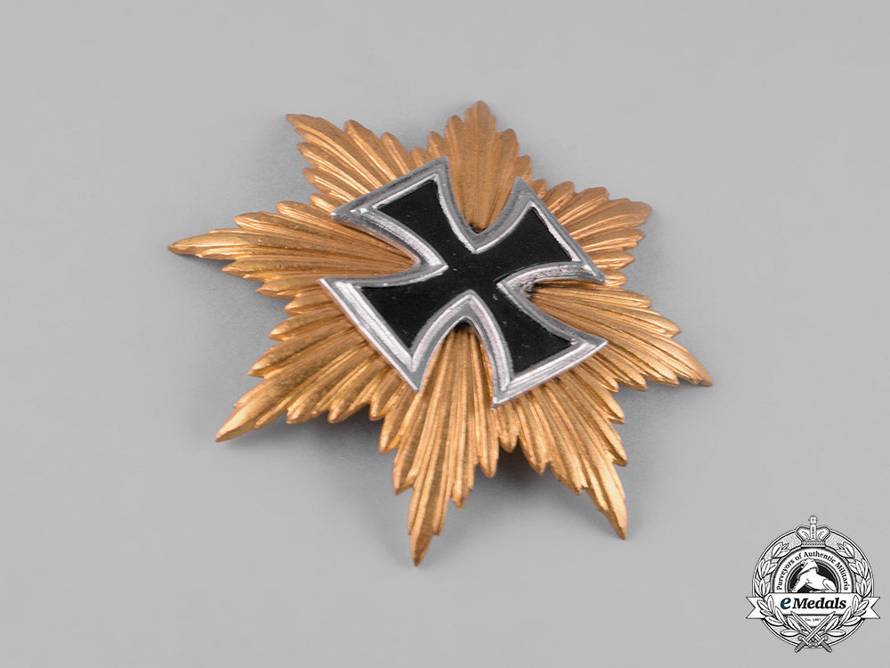 germany,_imperial._a_star_to_the_grand_cross_of_the_iron_cross,_museum_example_m19_11656