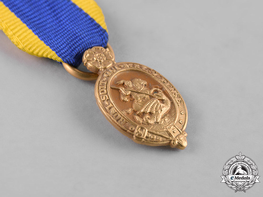 united_states._a_society_of_descendants_of_knights_of_the_most_noble_order_of_the_garter_badge_m19_11838