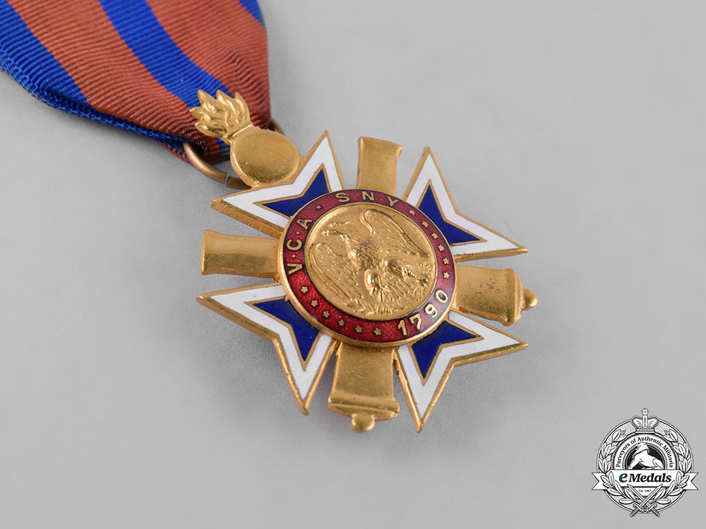 united_states._a_veteran_corps_of_artillery_of_the_state_of_new_york_membership_badge_m19_11843