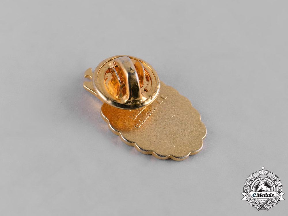 united_states._three_sons_of_the_revolution_pins,_c.1960_m19_11872