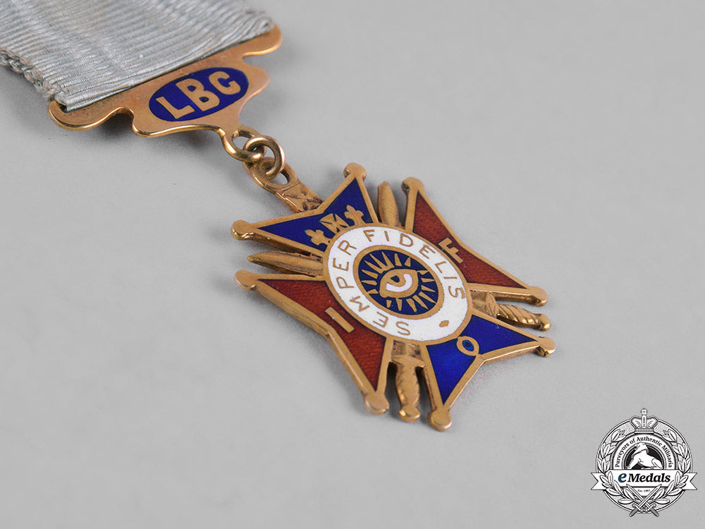 united_kingdom._an_independent_order_of_foresters(_iof)_membership_badge_in_gold_m19_1195_1