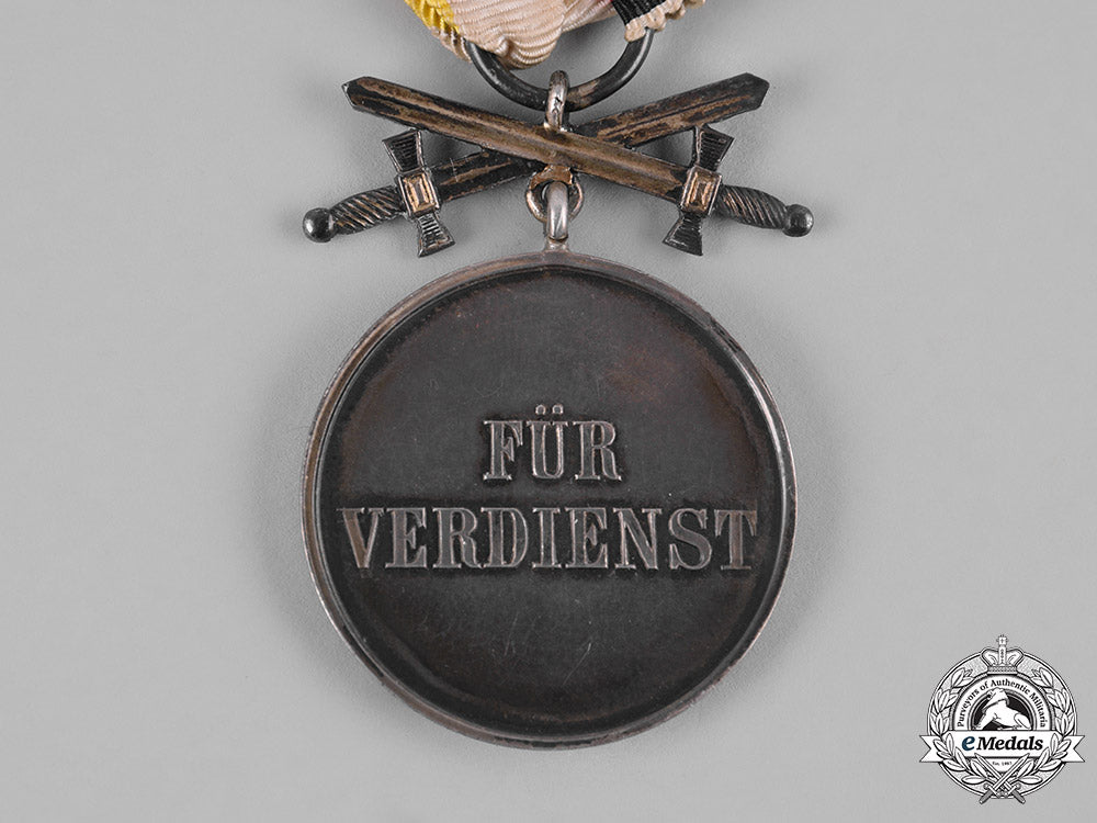 waldeck,_principality._a_silver_medal_of_merit_with_swords,_c.1915_m19_12107