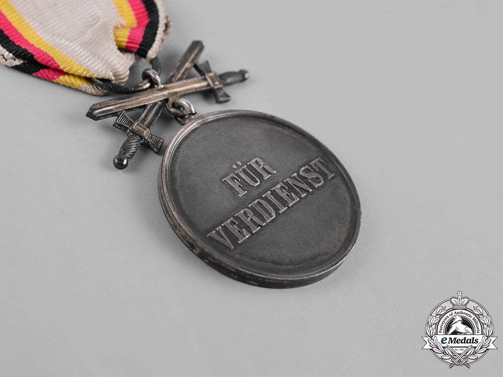 waldeck,_principality._a_silver_medal_of_merit_with_swords,_c.1915_m19_12109