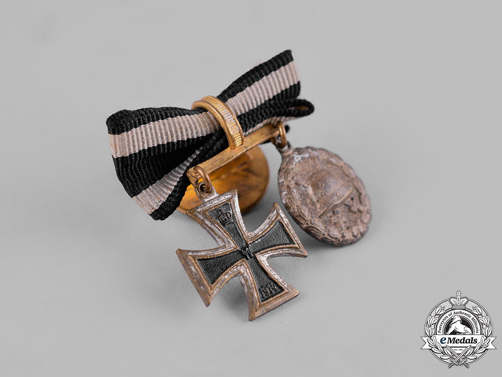germany,_imperial._a_pair_of_miniature_medal_boutonnieres_m19_12138