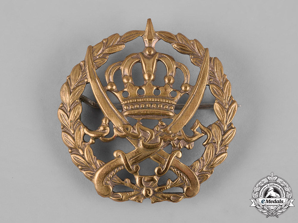 transjordan,_emirate._an_arab_legion_cap_badge_for_the_regular_army_of_transjordan1920-1956_m19_12159_1