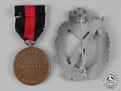 germany,_third_reich._a_lot_of_third_reich_badges,_medals,_and_insignia_m19_12192