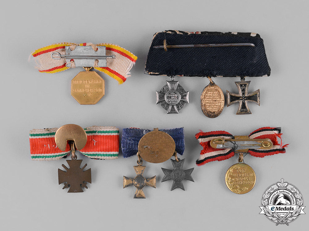 germany,_imperial._a_lot_of_boutonnieres_and_miniature_awards_m19_12217