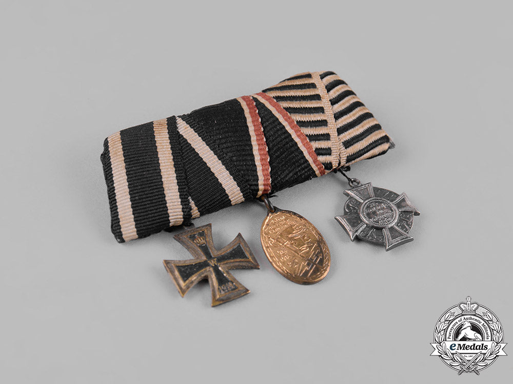 germany,_imperial._a_lot_of_boutonnieres_and_miniature_awards_m19_12219
