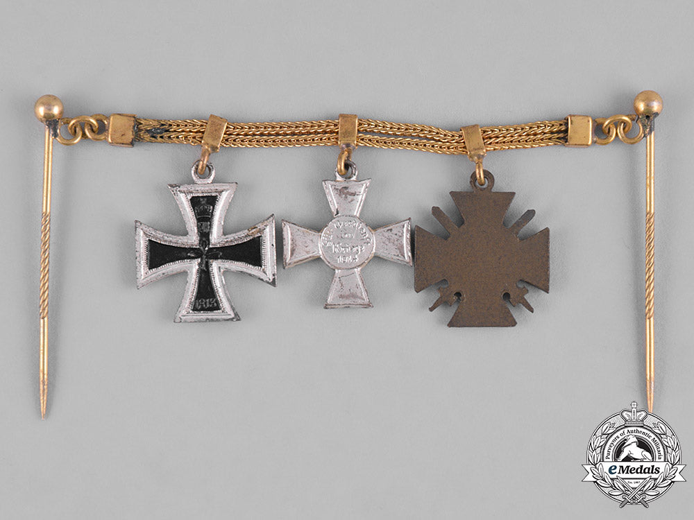 germany,_imperial._a_pair_of_miniature_medal_chains_m19_12238
