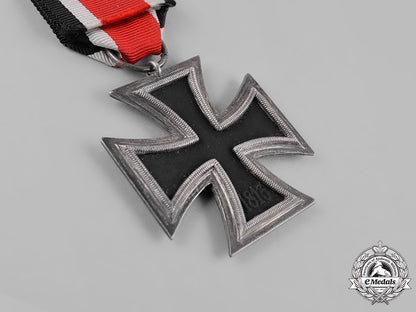 germany,_wehrmacht._a1939_iron_cross_ii_class_with_letter_m19_12436