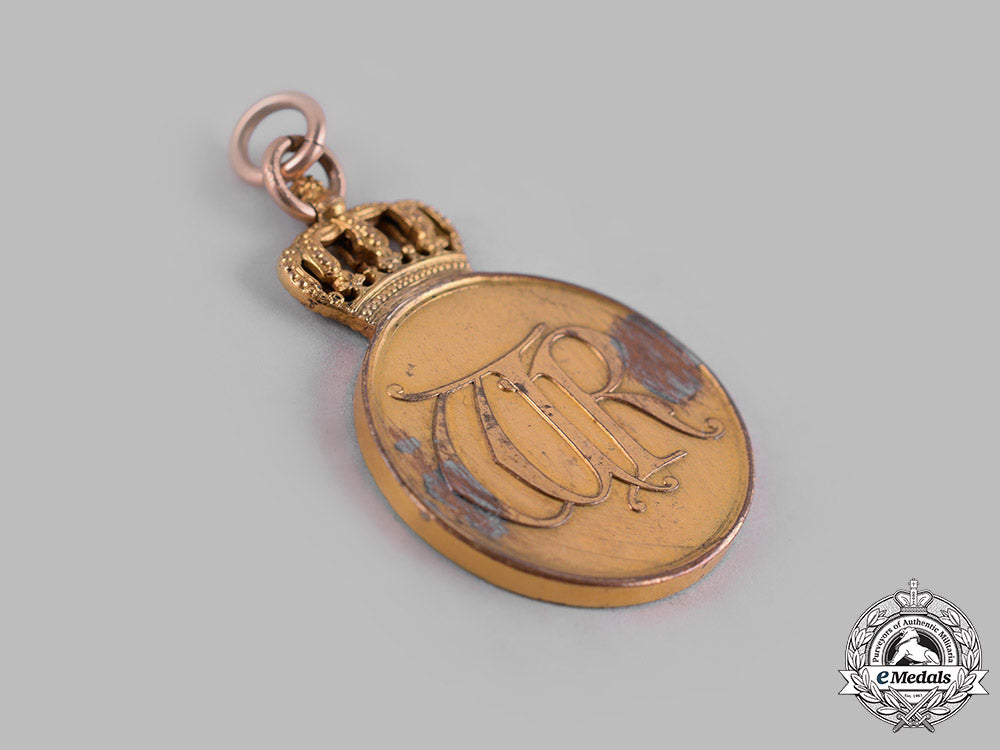 prussia,_kingdom._a_crown_order_medal,_c.1890_m19_12574