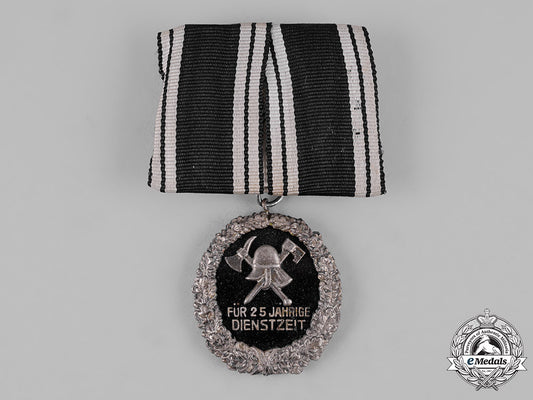 germany,_weimar_republic._a_prussian_state_fire_brigade_honour_badge_for25_years_of_service_m19_12576