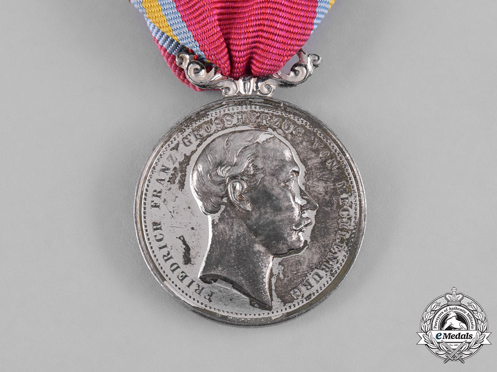 mecklenburg-_schwerin,_grand_duchy._a_silver_merit_medal_for_civil_servants,_c.1900_m19_12729