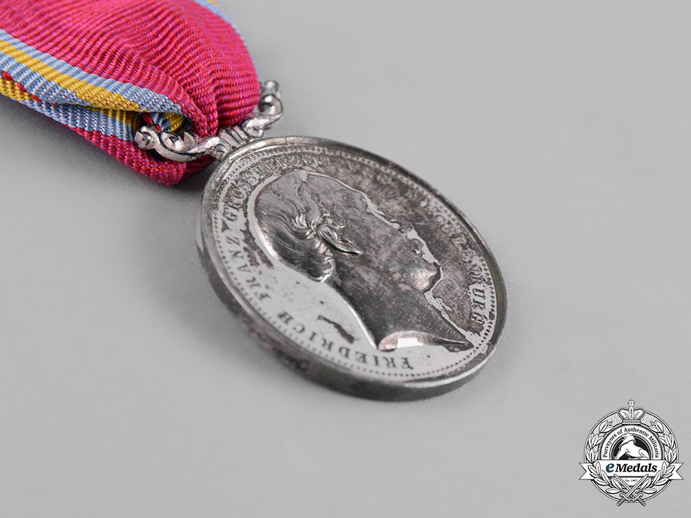 mecklenburg-_schwerin,_grand_duchy._a_silver_merit_medal_for_civil_servants,_c.1900_m19_12731