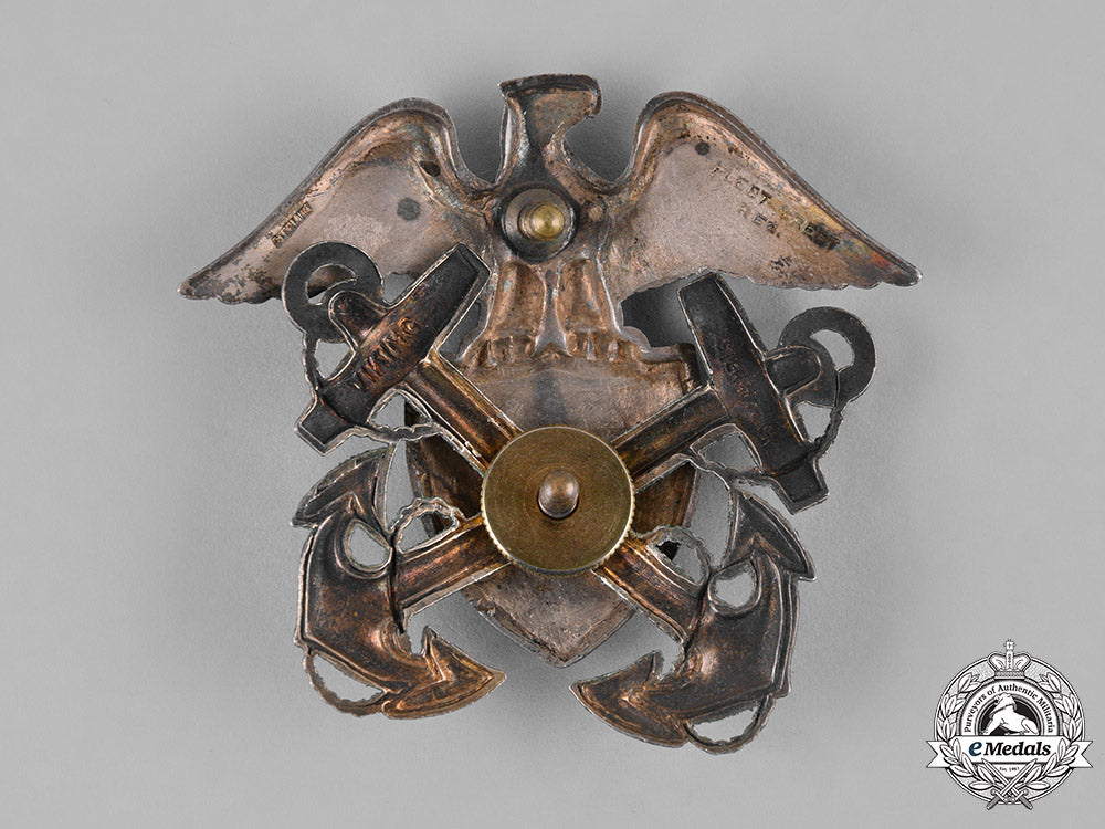 united_states._a_united_states_navy_badge,_by_viking_m19_12804