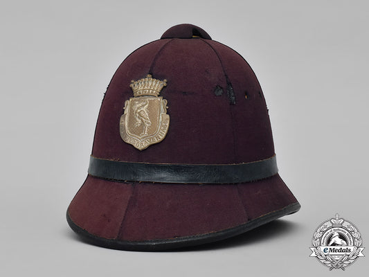 netherlands,_kingdom._a‘_s-_gravenhage(_the_hague)_first_model_municipal_police_pith_helmet,_c.1930_m19_12948