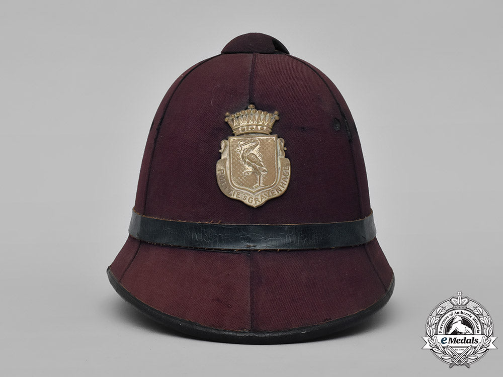 netherlands,_kingdom._a‘_s-_gravenhage(_the_hague)_first_model_municipal_police_pith_helmet,_c.1930_m19_12949