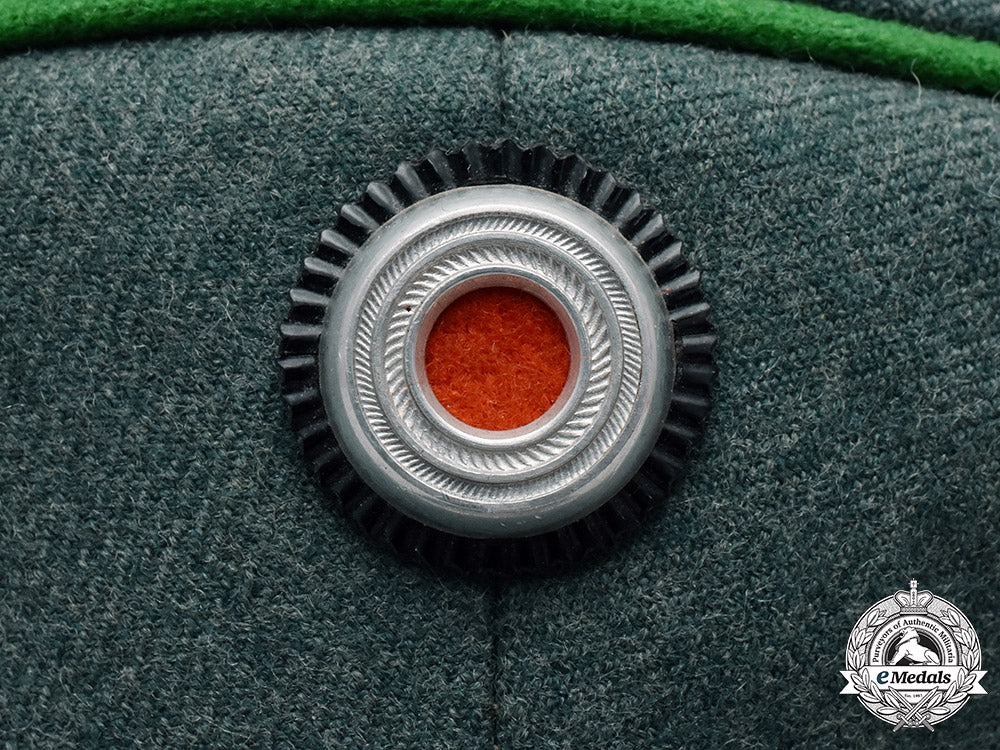 germany,_ordnungspolizei._a_schutzpolizei_officer’s_visor_cap_by_peter_küpper,_c.1939_m19_12987