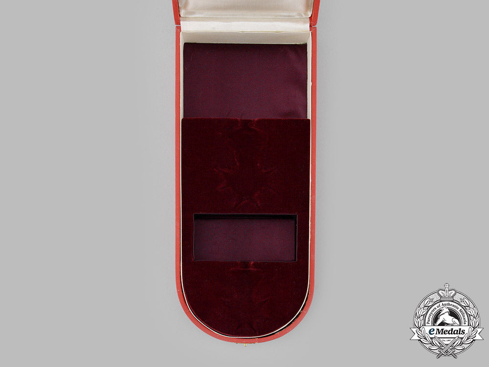 international._sovereign_military_hospitaller_order_of_saint_john_of_jerusalem,_of_rhodes_and_of_malta,_i_class_grand_cross_case_m19_13087_1