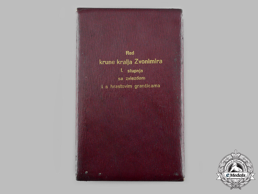 croatia,_independent_state._an_order_of_the_crown_of_king_zvonimir,_i_class_with_oak_leaves_case,_c.1942_m19_13107