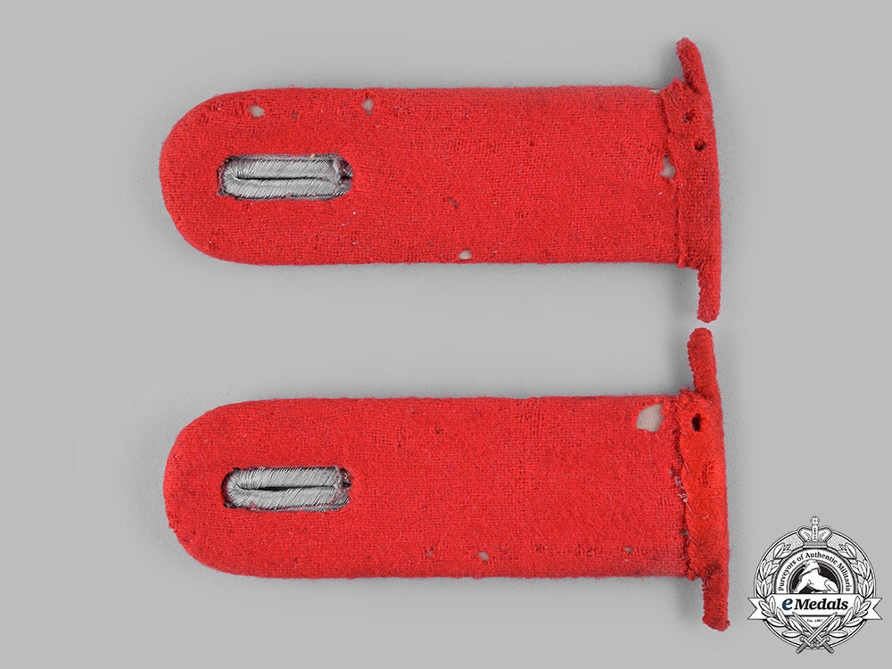 germany,_heer._a_set_of_flak/_artillery_leutnant_rank_insignia_m19_13197_1_1