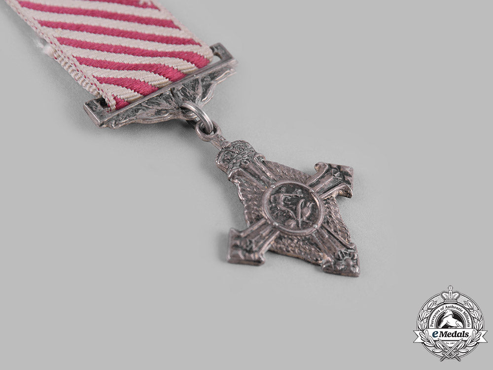 united_kingdom._a_first_war_air_force_cross,_miniature_m19_13449