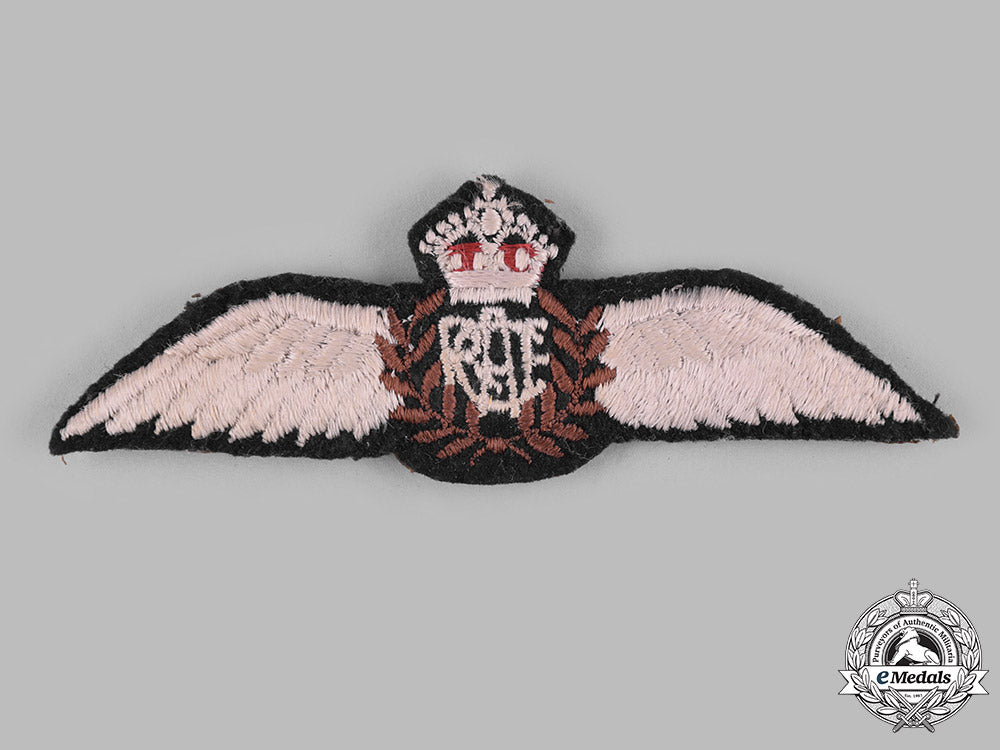 canada._a_second_war_royal_canadian_air_force(_rcaf)_pilot's_wing_m19_13464
