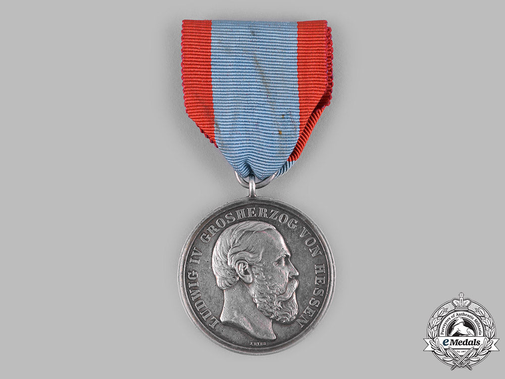 hesse,_grand_duchy._a_general_merit_medal,_silver_grade,_by_j._ries,_c.1890_m19_13551_1