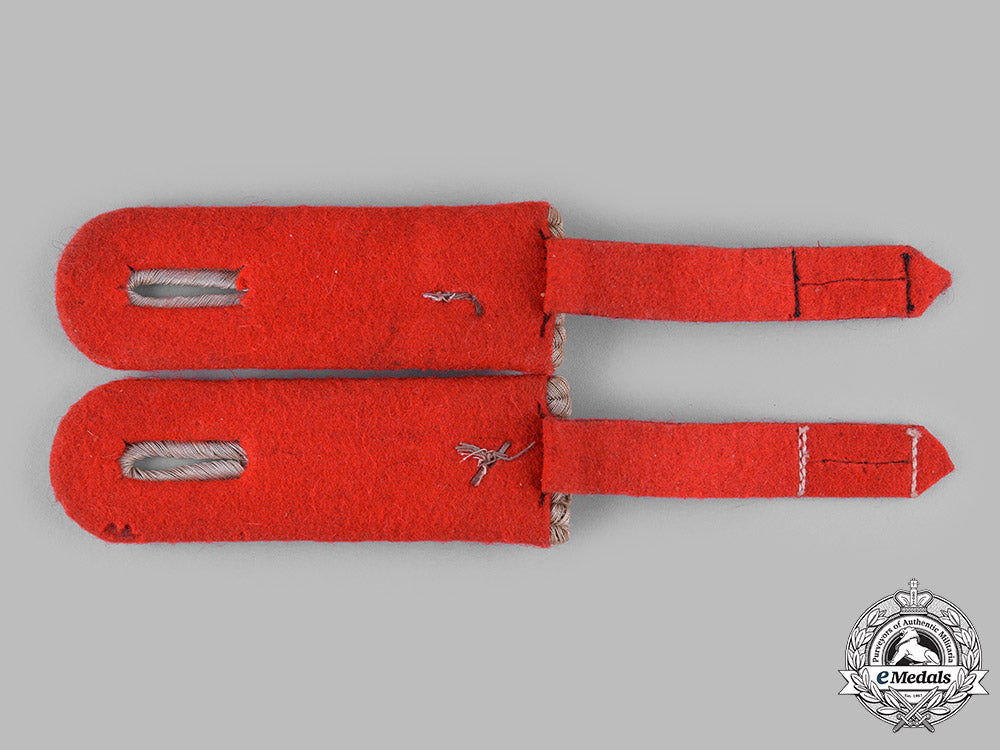 germany,_heer._a_group_of_heer_general_staff_oberleutnant_rank_insignia_m19_13624