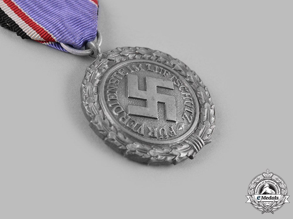 germany,_rlb._a_reich_air_protection_league(_rlb)_ii_class_medal_m19_13631